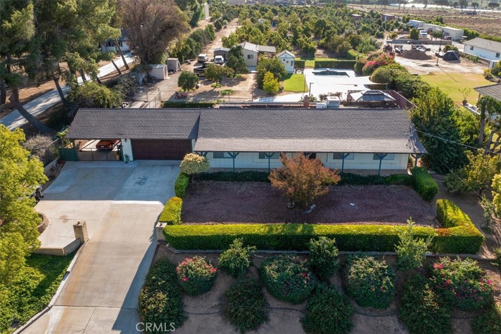2160 John Property Photo 10