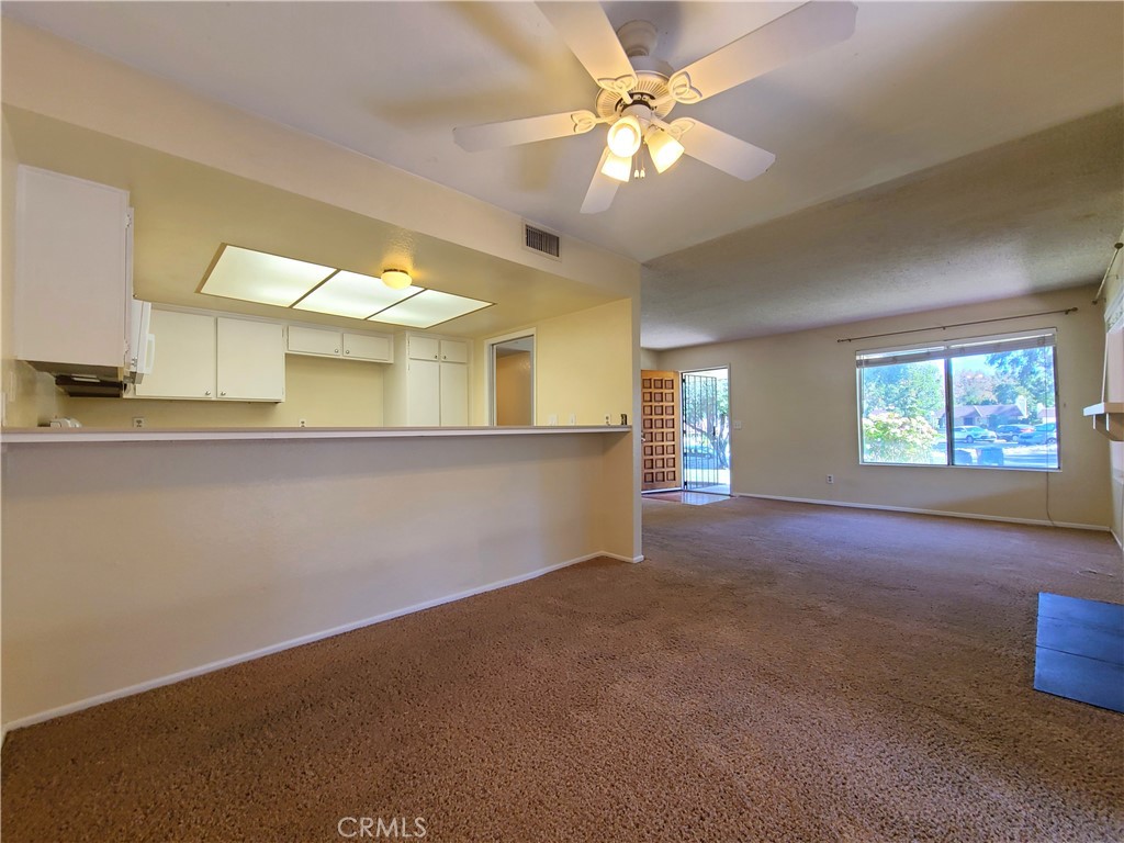 832 Ardmore Circle Property Photo 4