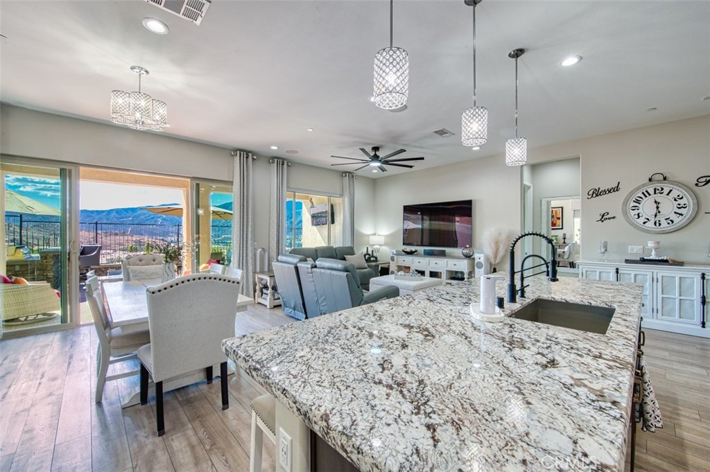 11865 Wandering Way Property Photo 11