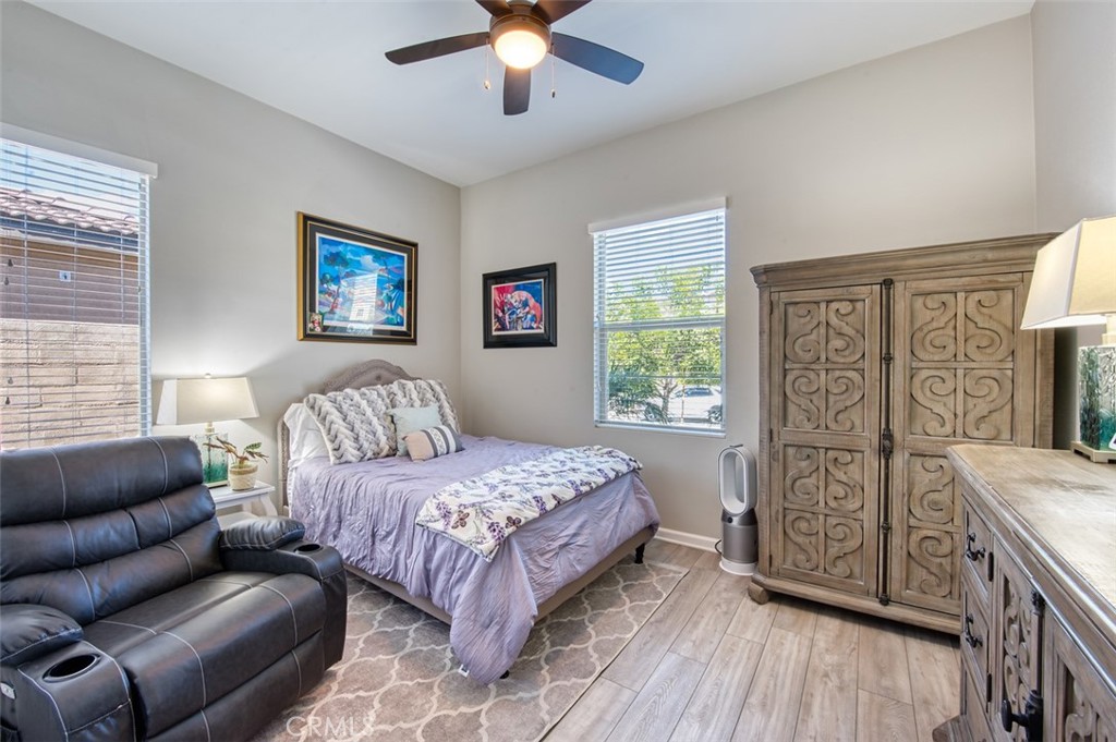 11865 Wandering Way Property Photo 16