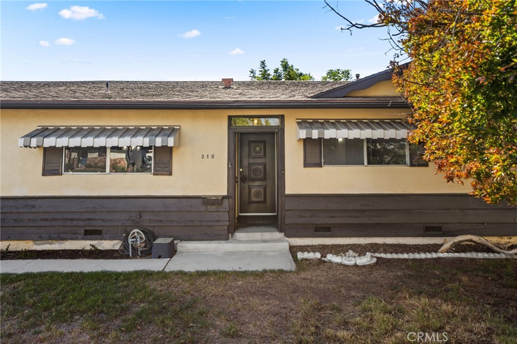 310 S Ash Street Property Photo 2