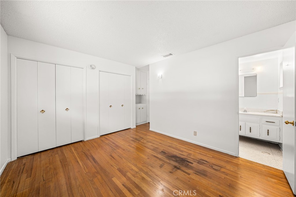 310 S Ash Street Property Photo 9