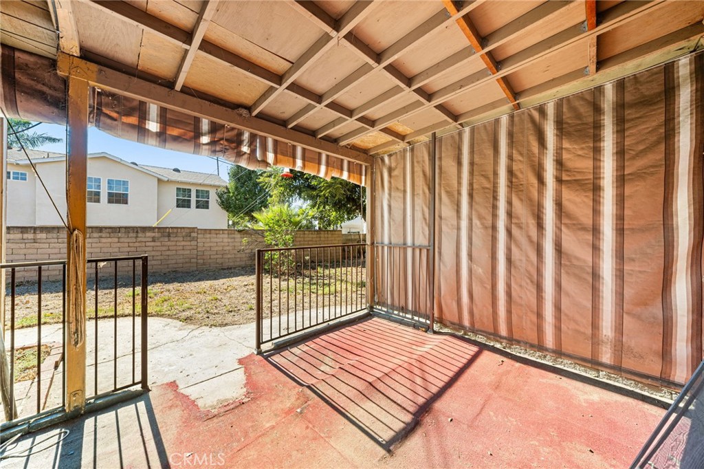 310 S Ash Street Property Photo 22