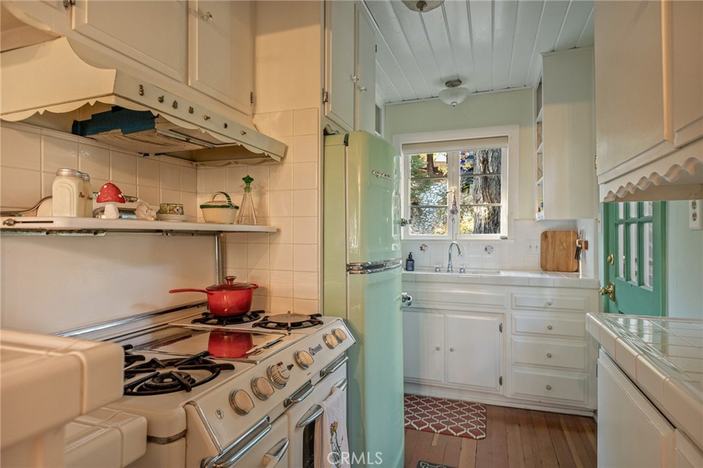 28782 Cedar Drive Property Photo 10
