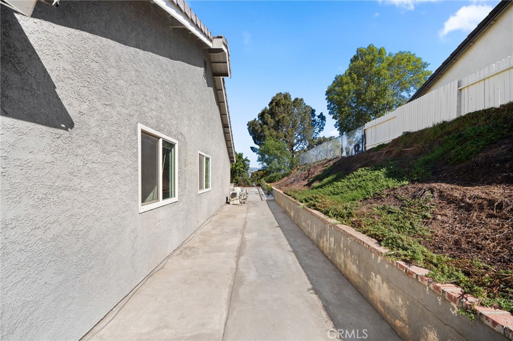 23000 Wren Property Photo 40