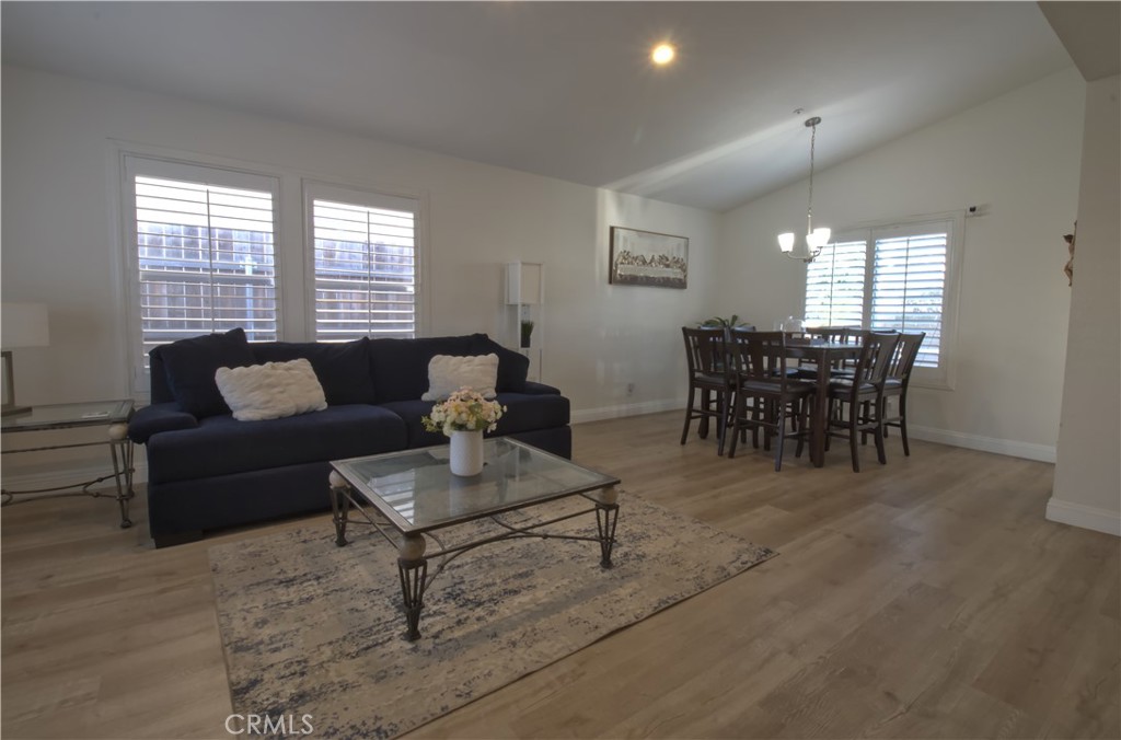 16429 Trelaney Property Photo 4