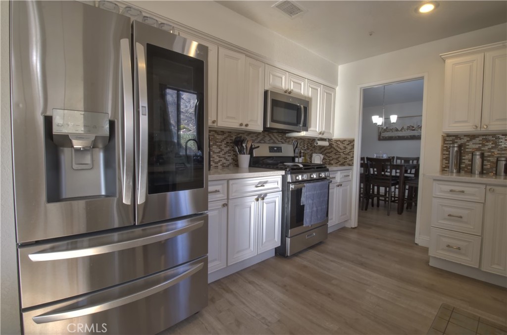 16429 Trelaney Property Photo 8