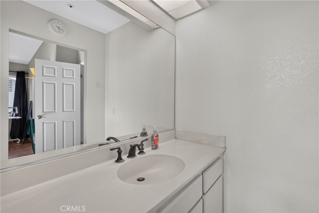 14239 Long View Drive Property Photo 28