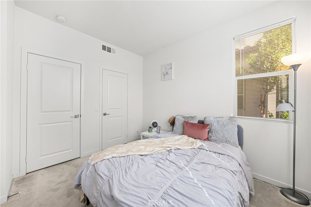 15946 Caterpillar Property Photo 13