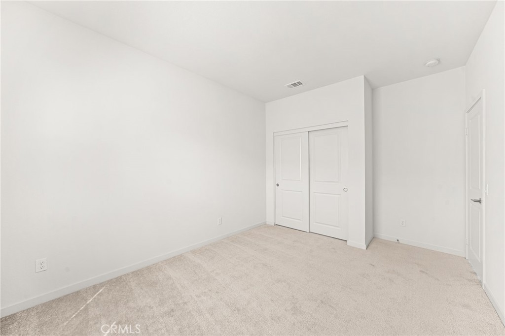 15946 Caterpillar Property Photo 27