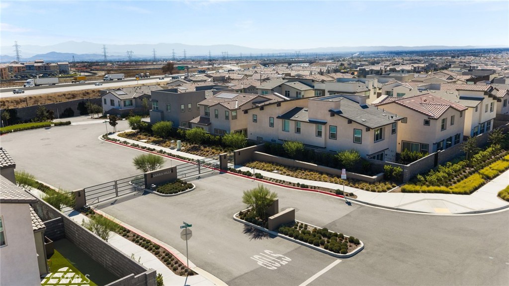 15946 Caterpillar Property Photo 35