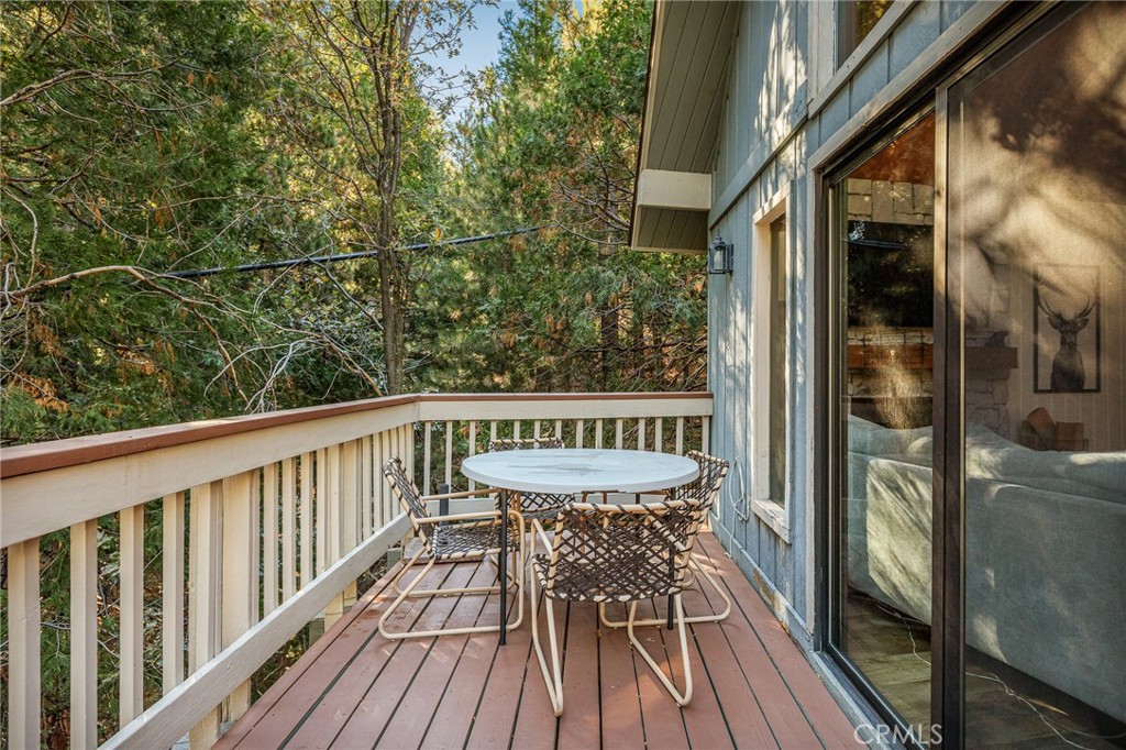 27332 Pinewood Property Photo 14