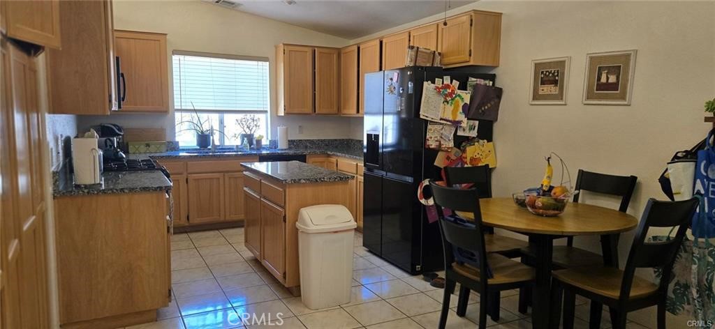 9739 Warwick Property Photo 7