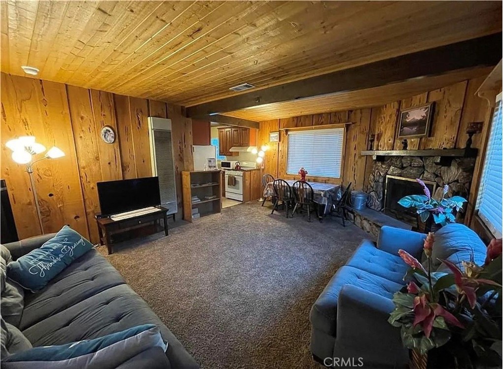 507 Elysian Property Photo 2