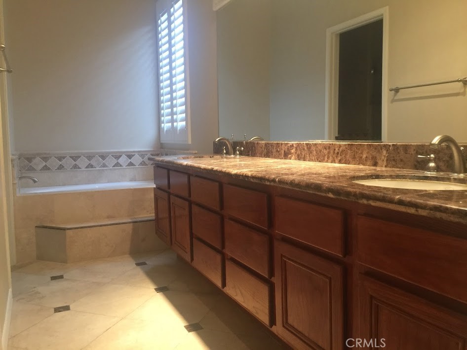 2060 Villa Del Lago Property Photo 7