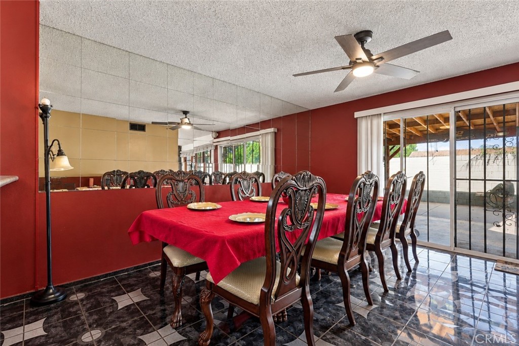 5925 Fuller Court Property Photo 6