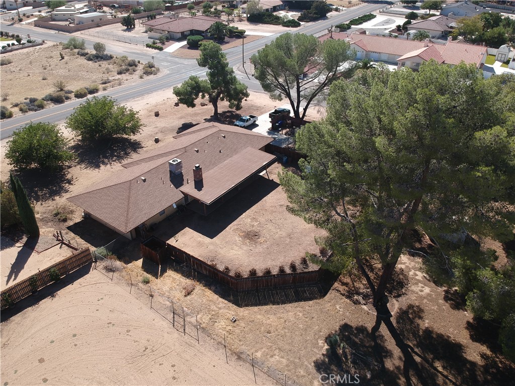 19430 Tomahawk Road Property Photo 3