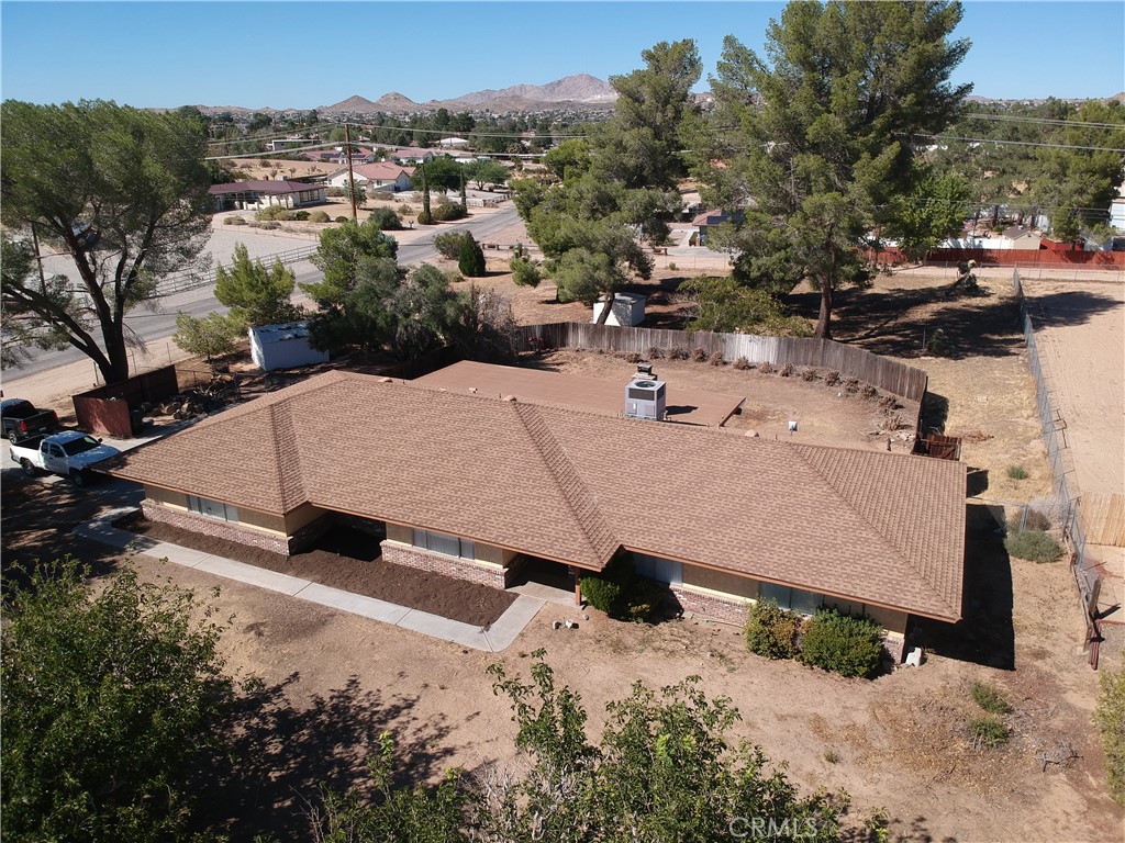 19430 Tomahawk Road Property Photo 4