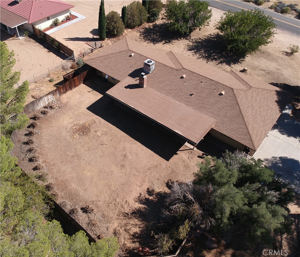 19430 Tomahawk Road Property Photo 8
