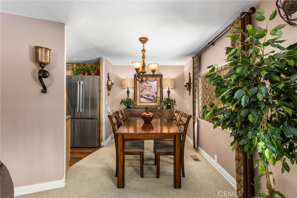 10293 Overland Trail Property Photo 8