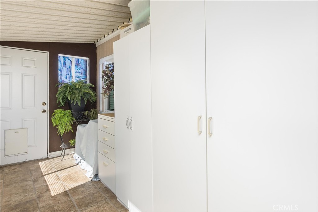 10293 Overland Trail Property Photo 20