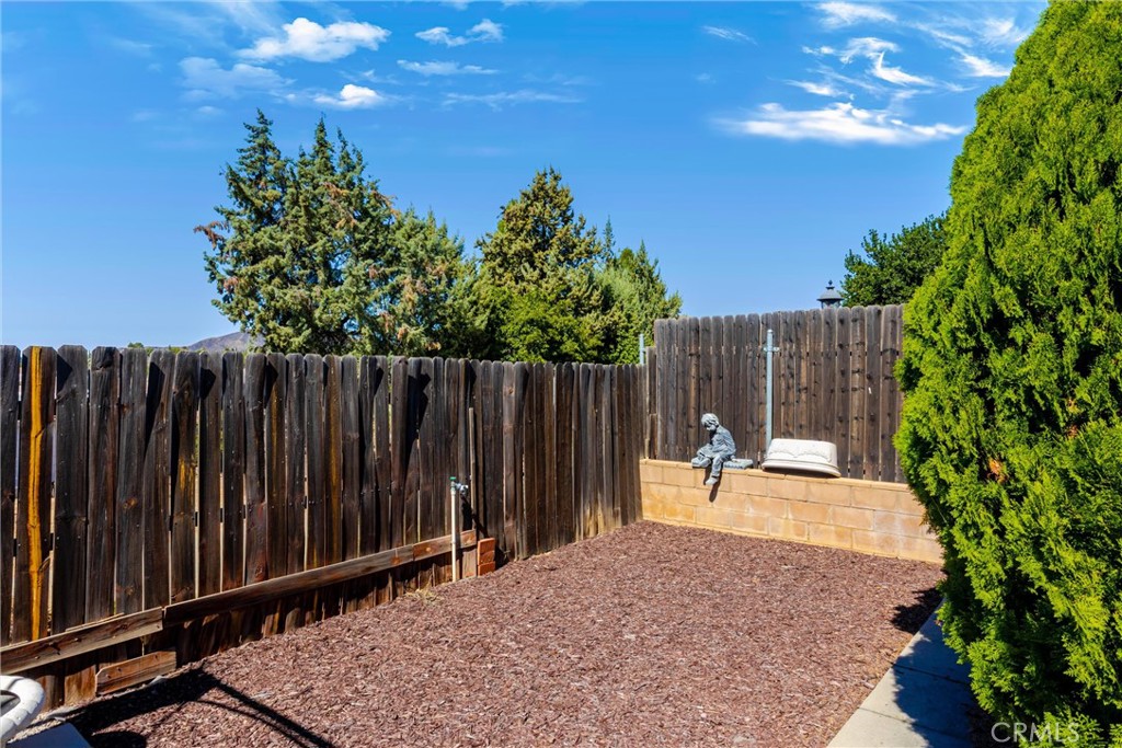 10293 Overland Trail Property Photo 25