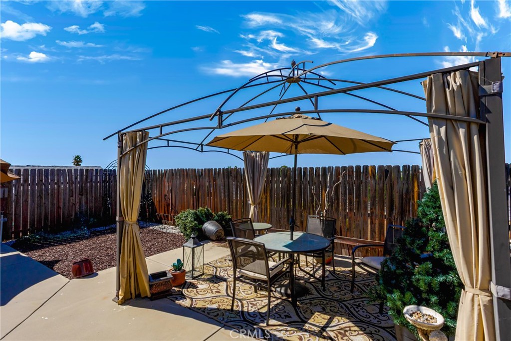 10293 Overland Trail Property Photo 26