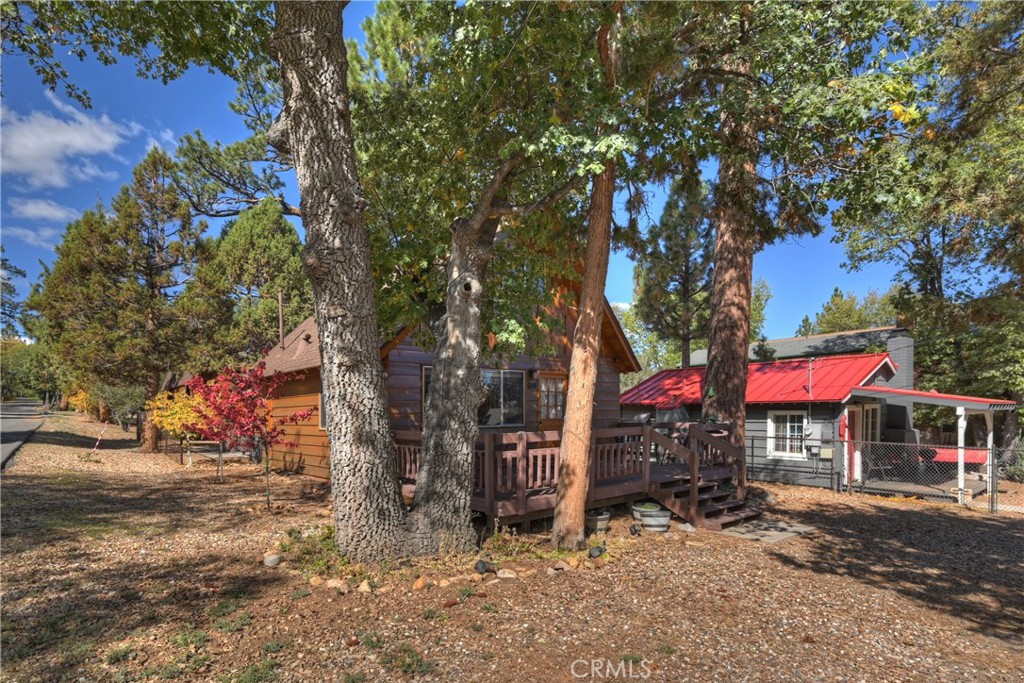 698 Highland Property Photo 22
