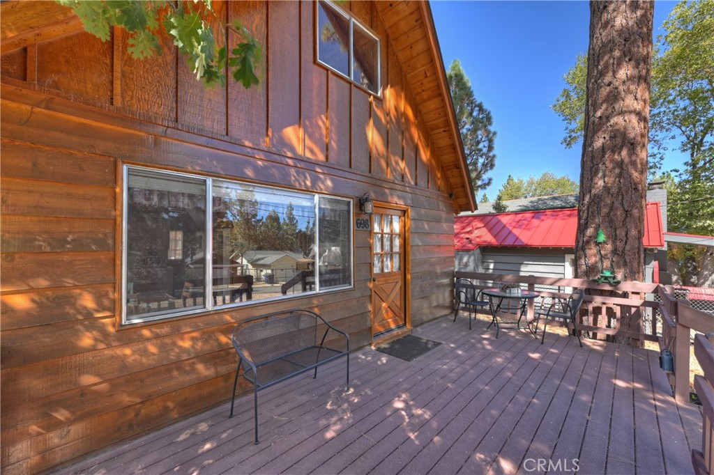 698 Highland Property Photo 25