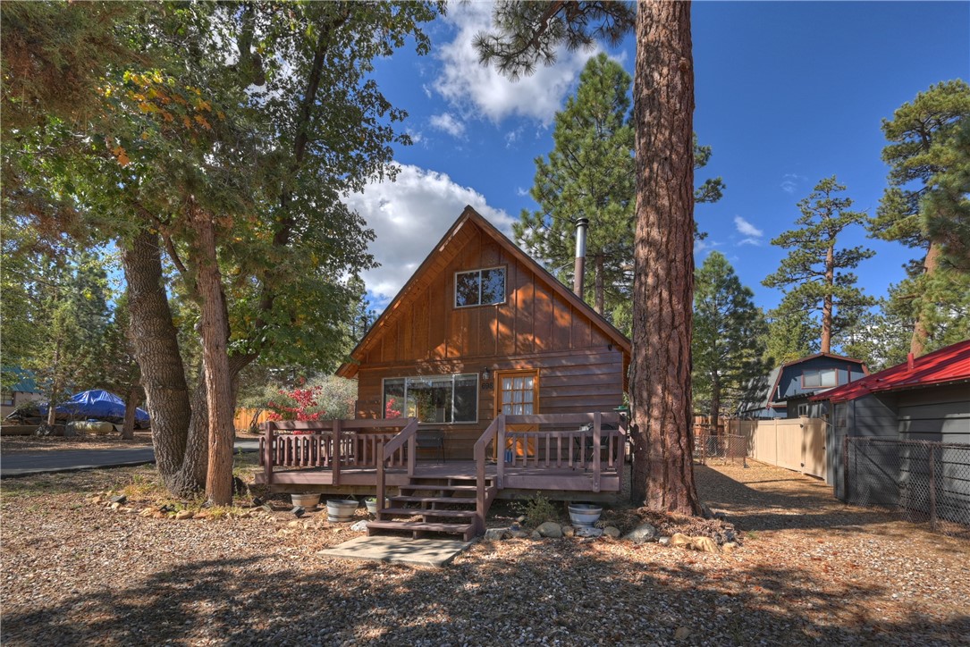 698 Highland Property Photo 31