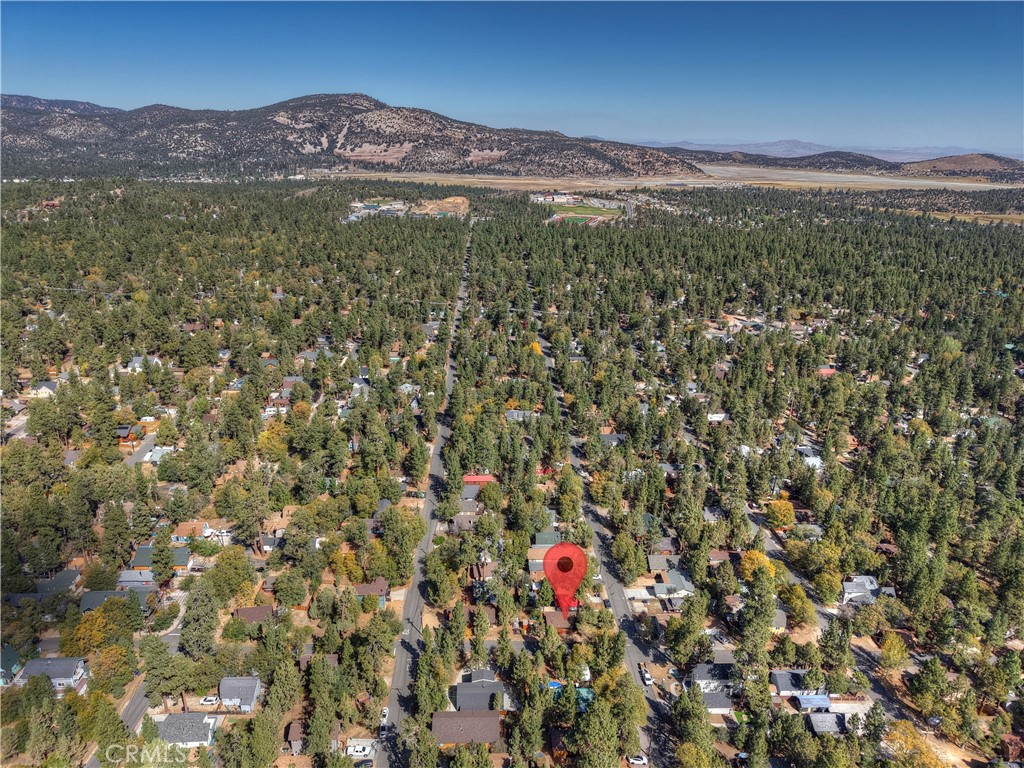 698 Highland Property Photo 33
