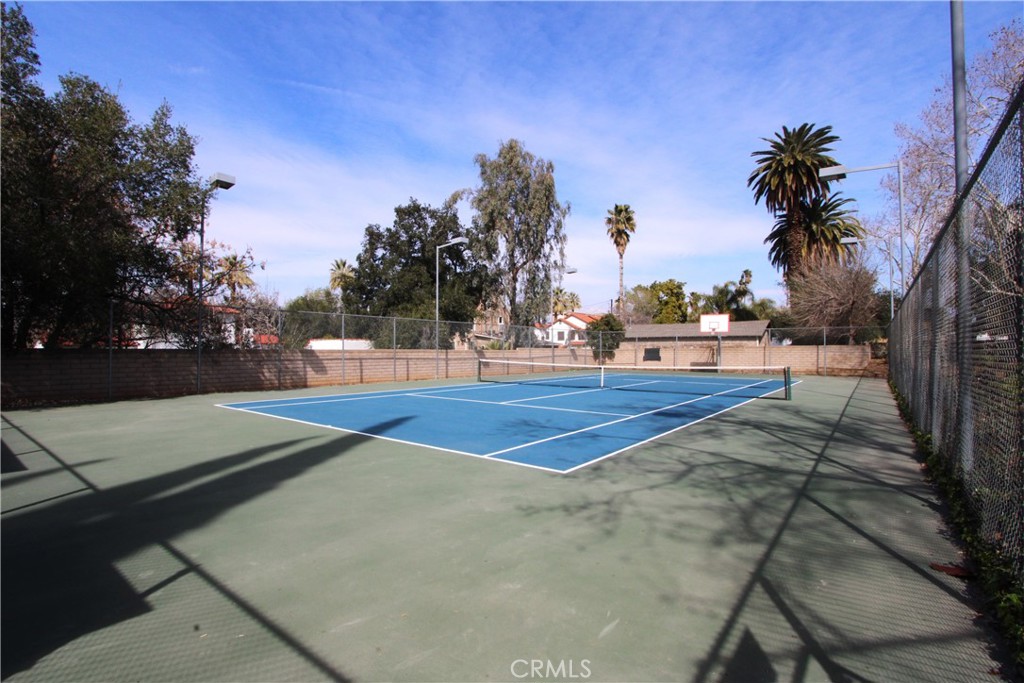 234 E Fern 101 Property Photo 3