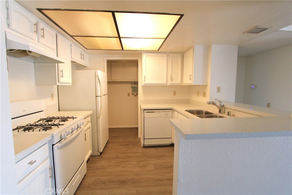 234 E Fern 101 Property Photo 8