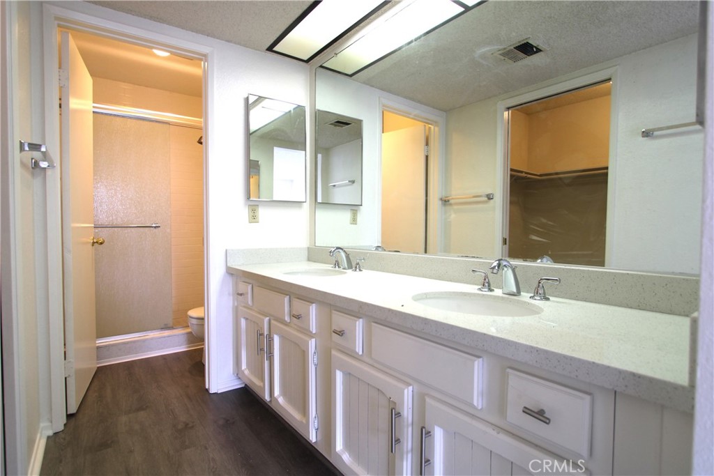 234 E Fern 101 Property Photo 16