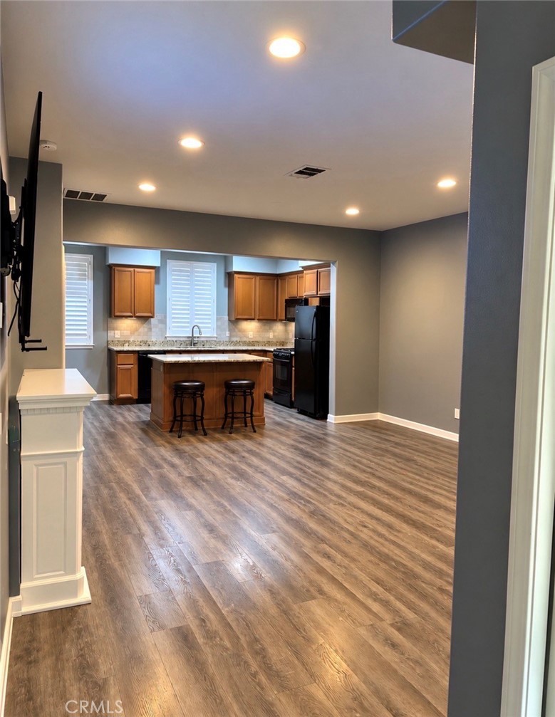 1439 Ledgestone Property Photo 6