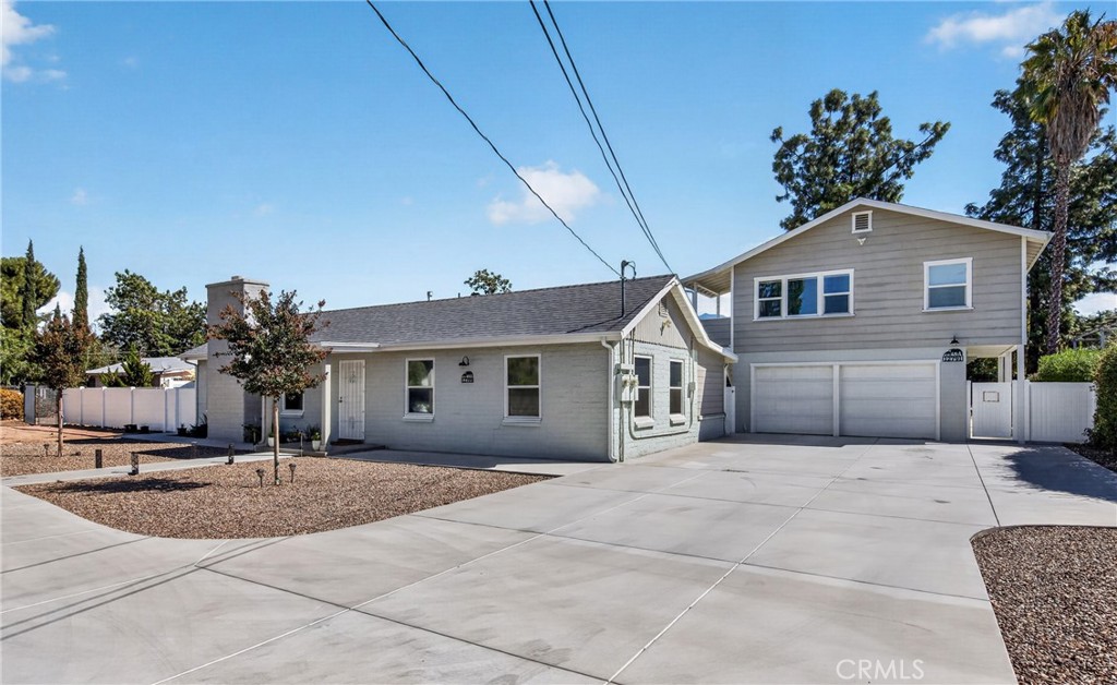 12789 8th Property Photo 2