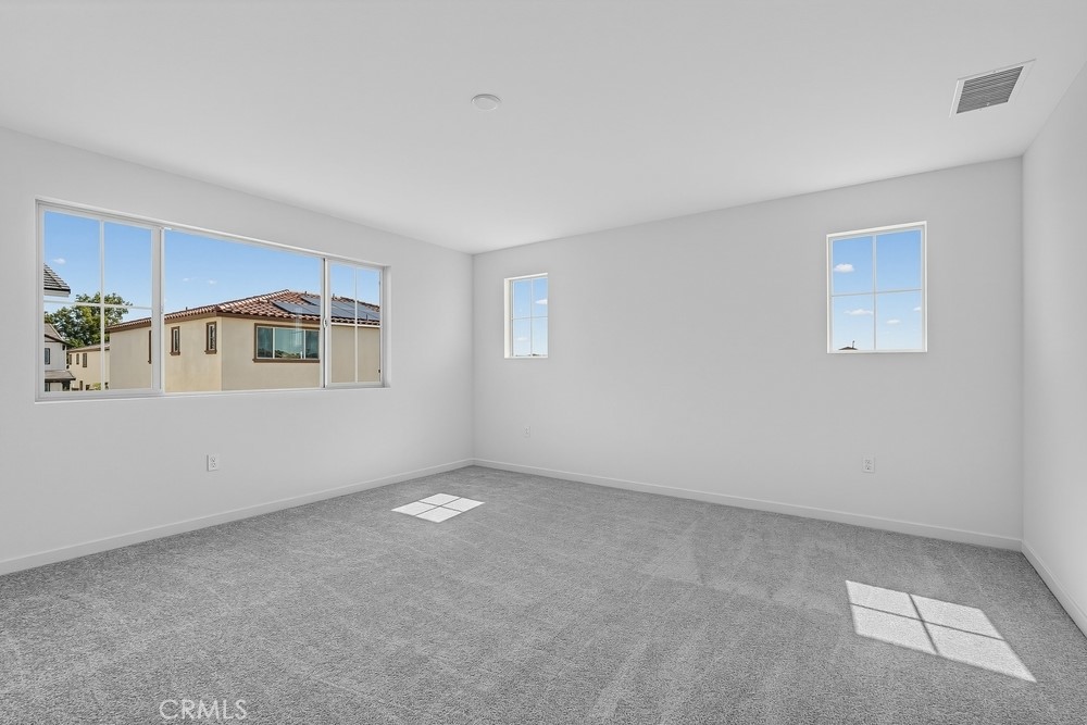 9574 Statler Place Property Photo 5