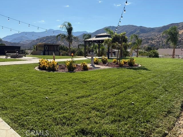 1424 Charles St Property Photo 4