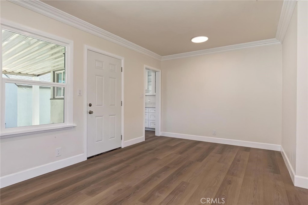11802 S Van Ness Avenue S Property Photo 28