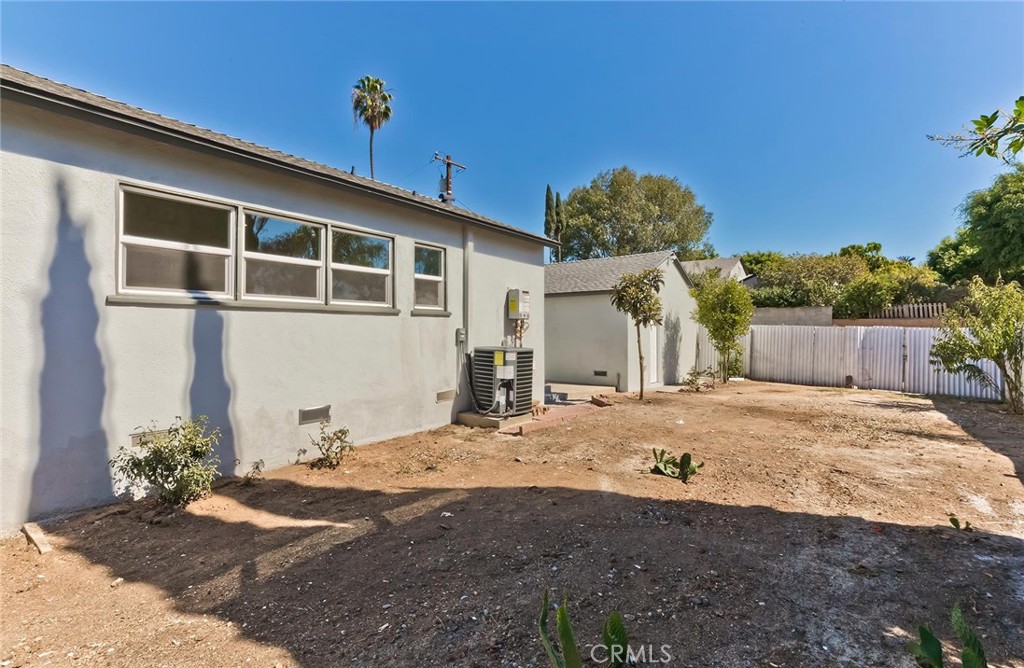 11802 S Van Ness Avenue S Property Photo 30