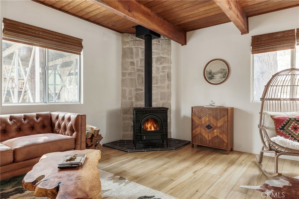 1144 Scenic Property Photo 3