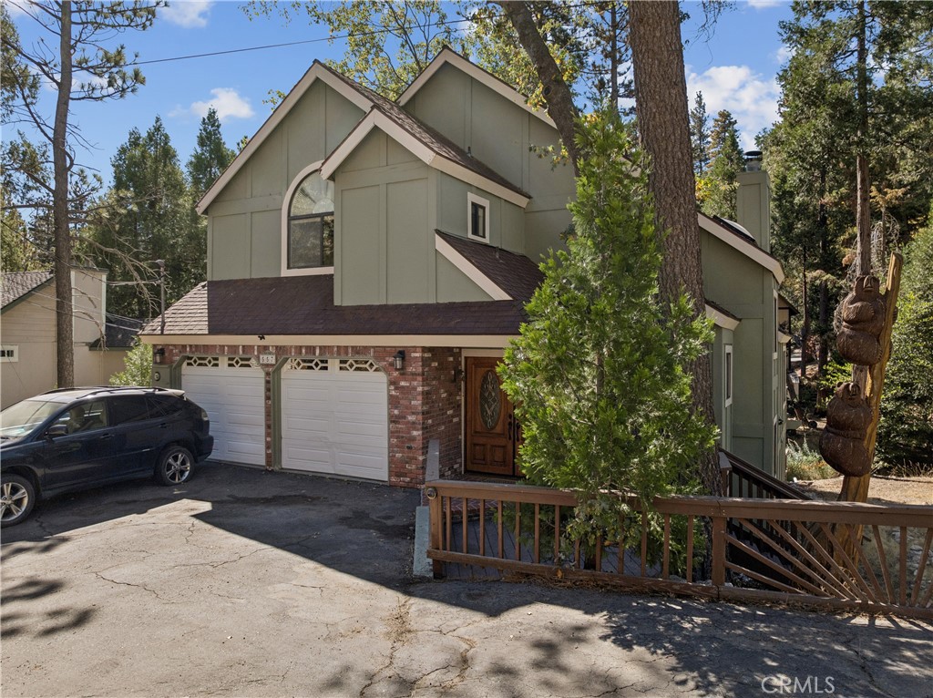 557 Brentwood Property Photo 1