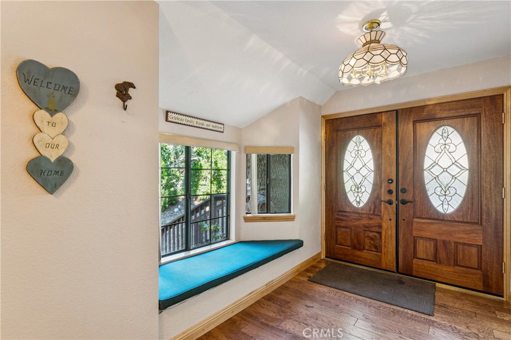 557 Brentwood Property Photo 14