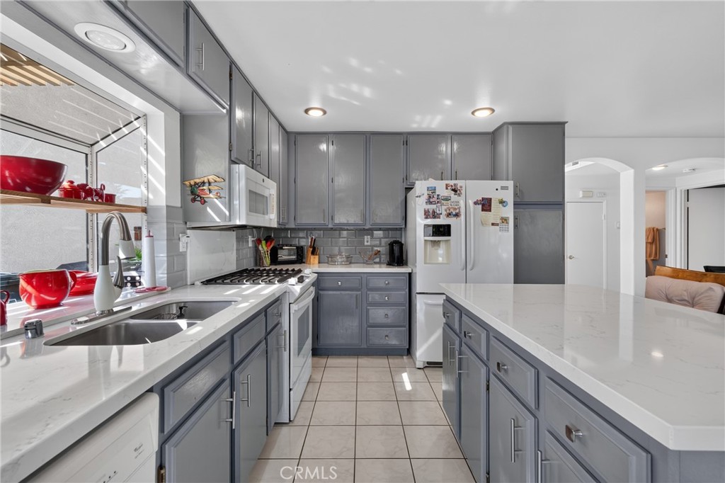 6048 Spanish Trail Cv Property Photo 16