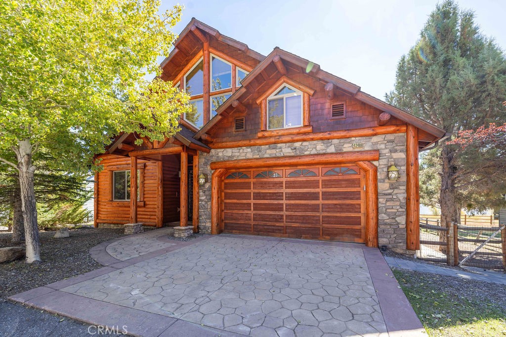 42489 Bear Loop Property Photo 1