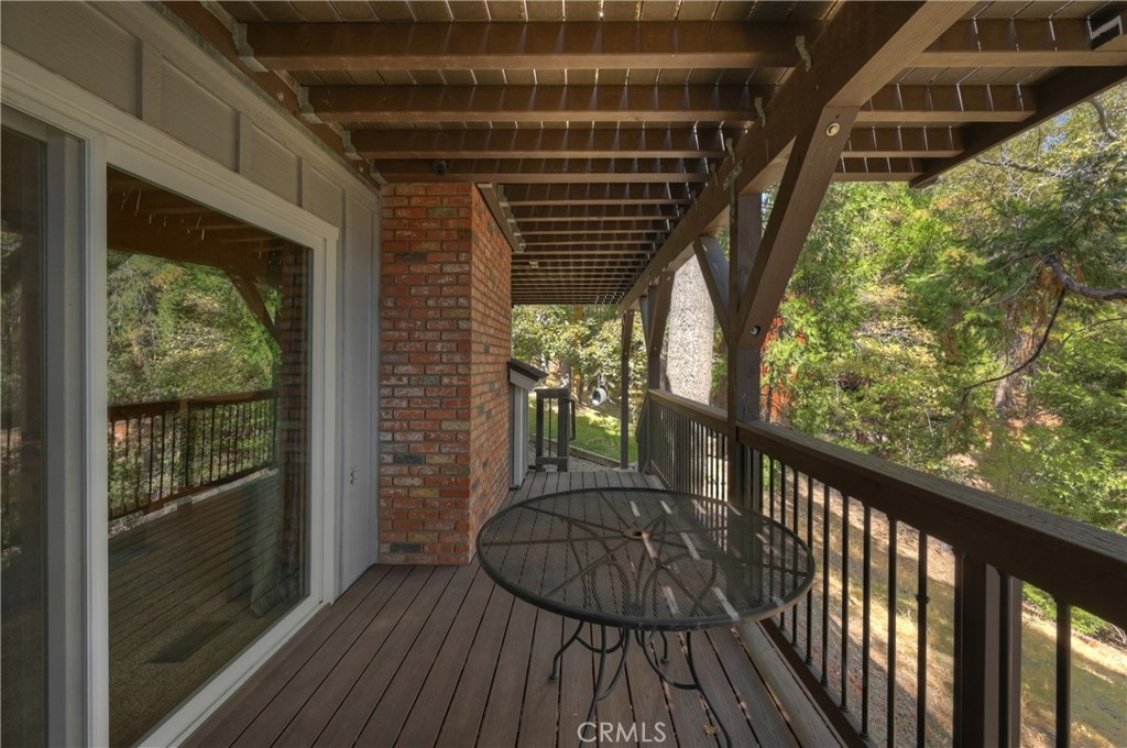 230 Shasta Property Photo 31