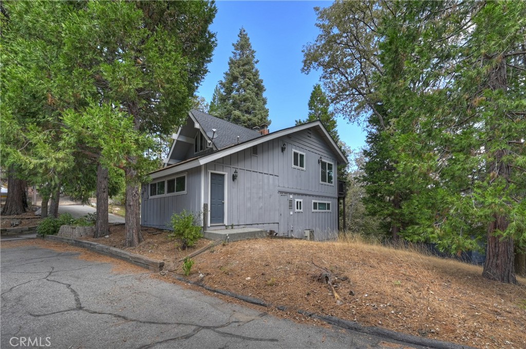 230 Shasta Property Photo 38