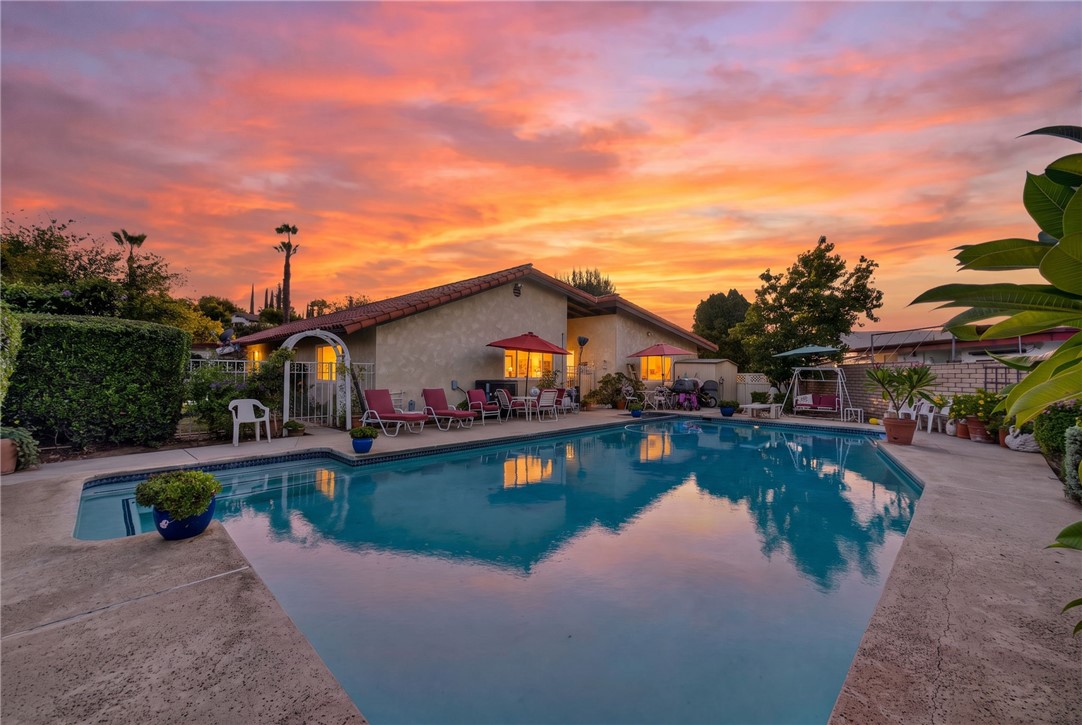 1100 Via Vallarta Property Photo 2