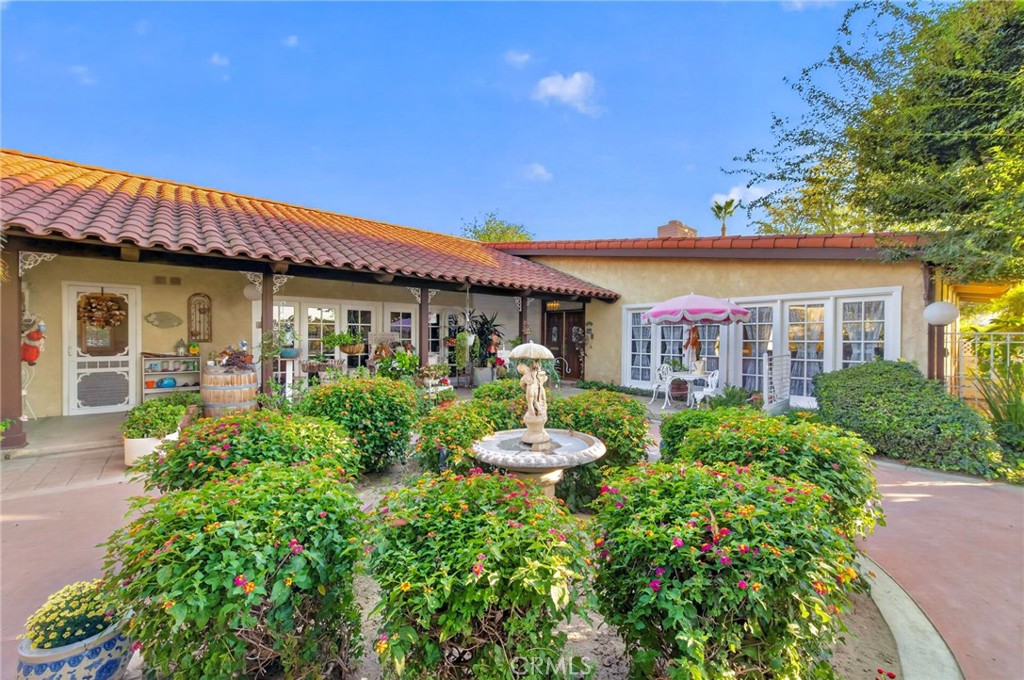 1100 Via Vallarta Property Photo 6