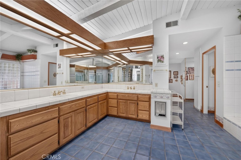 1100 Via Vallarta Property Photo 26